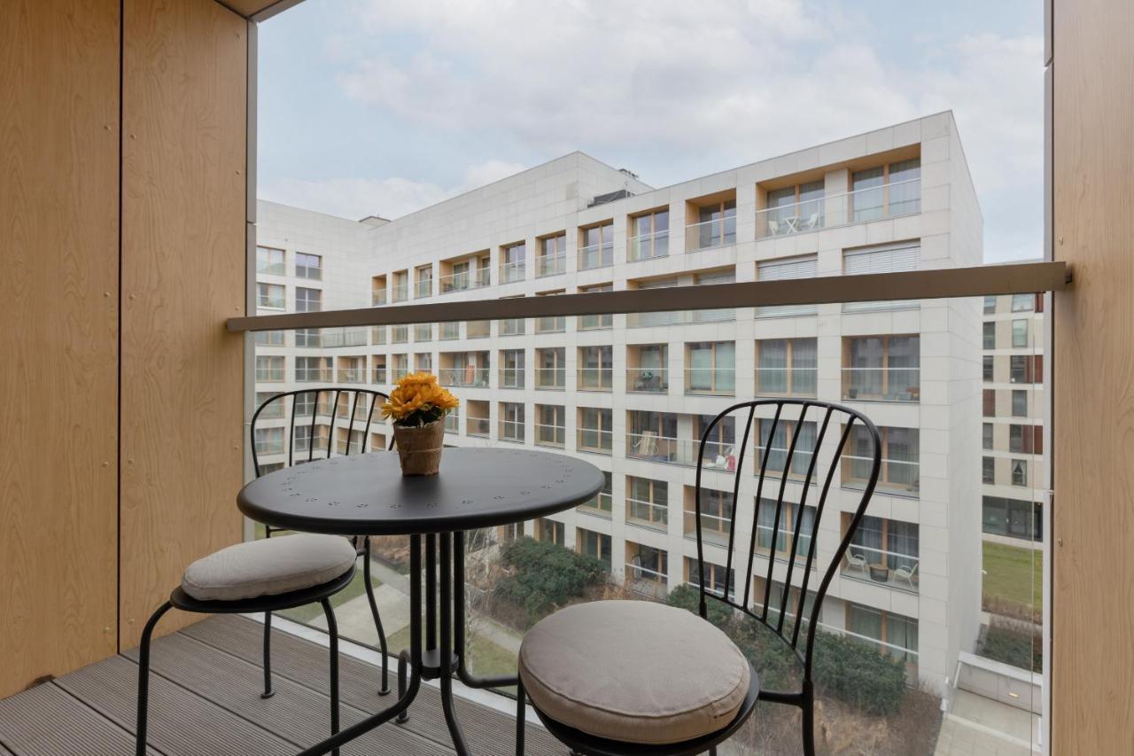 Cozy Apartments With Parking In The 19Th District By Noclegi Renters Warschau Exterior foto