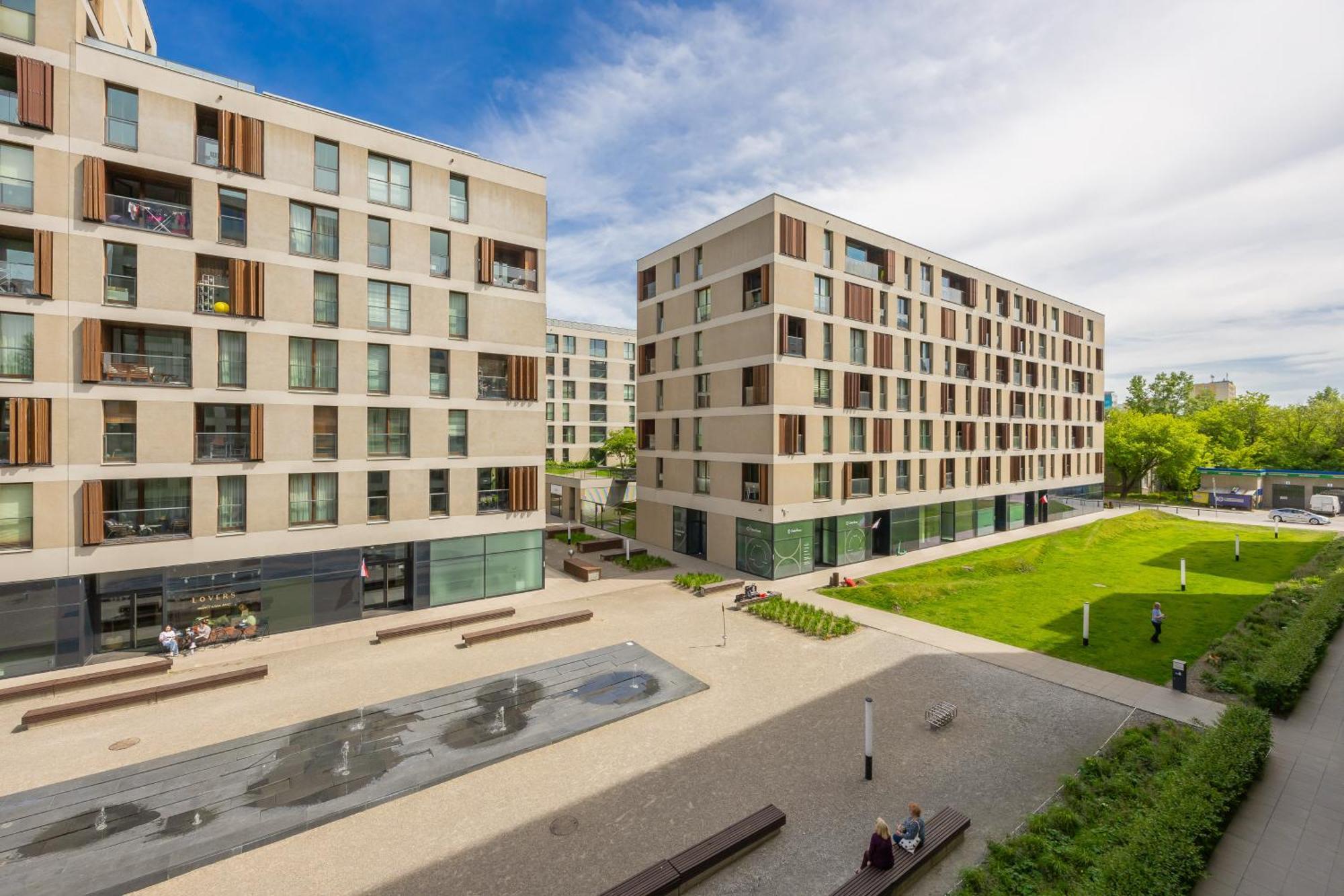 Cozy Apartments With Parking In The 19Th District By Noclegi Renters Warschau Exterior foto